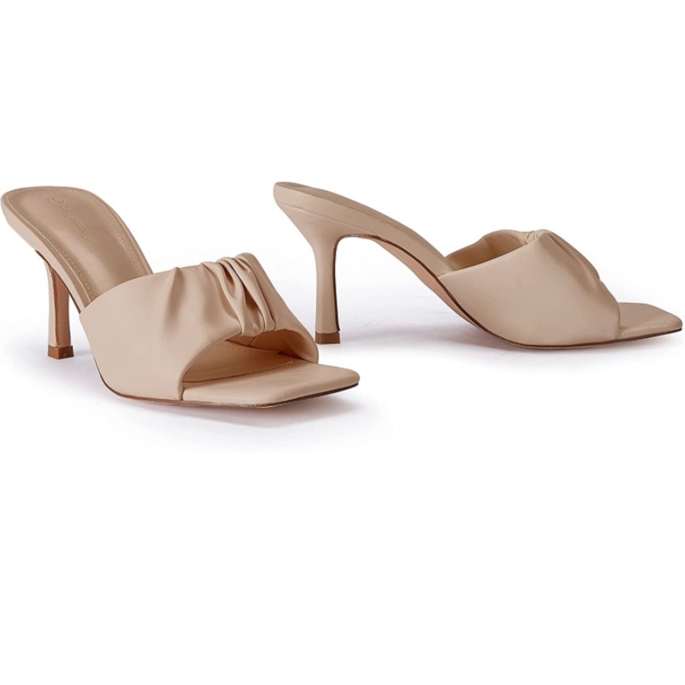 Elegant Cream Women's Heeled Mules